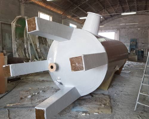 Serbatoi ad asse verticale fondo bombato su gambe